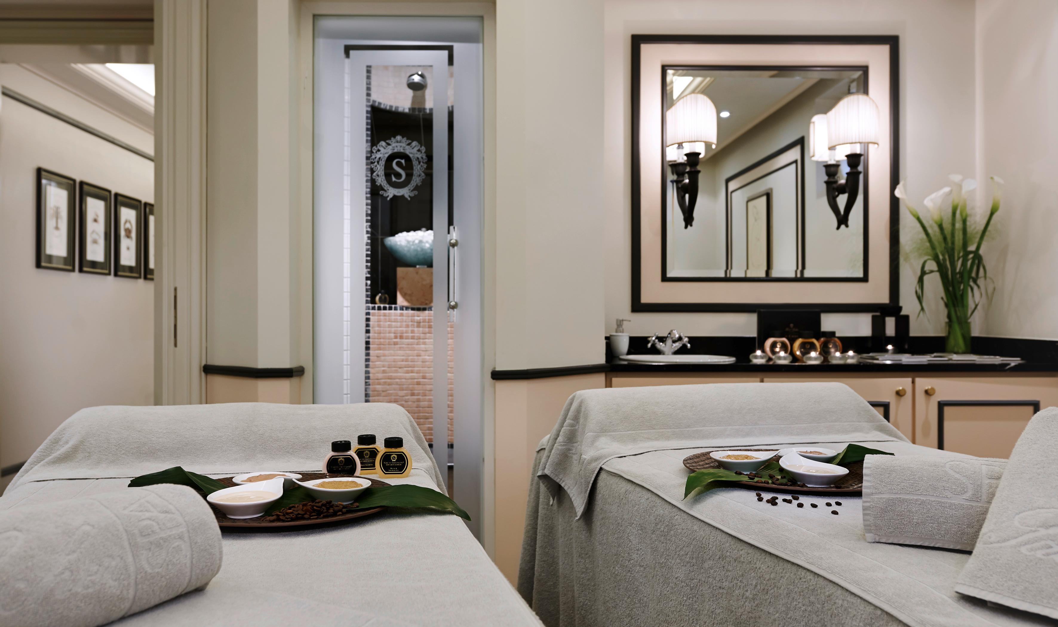 Hotel Sacher Wien Bagian luar foto Spa treatment room