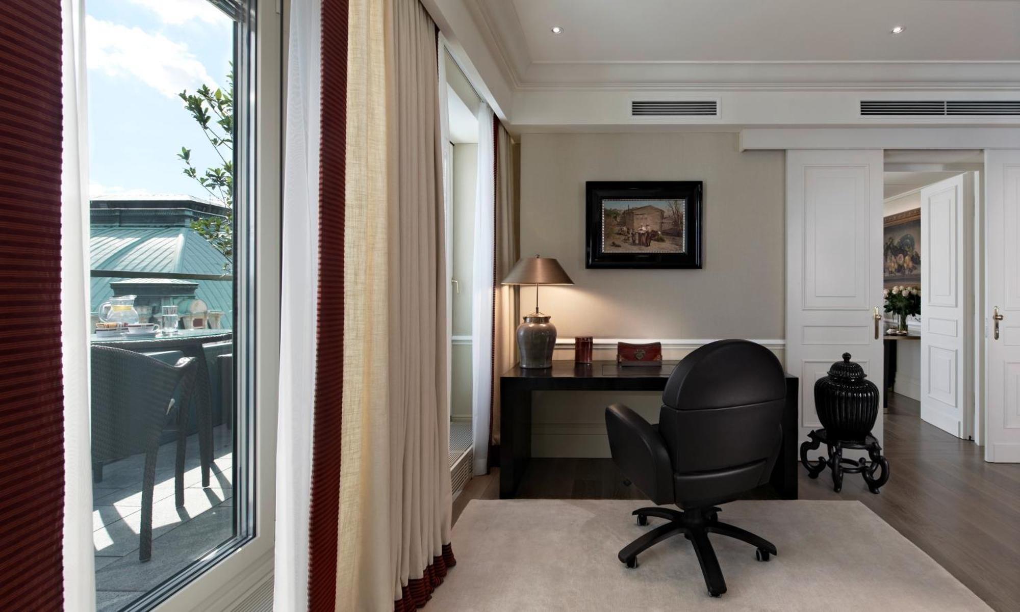 Hotel Sacher Wien Bagian luar foto